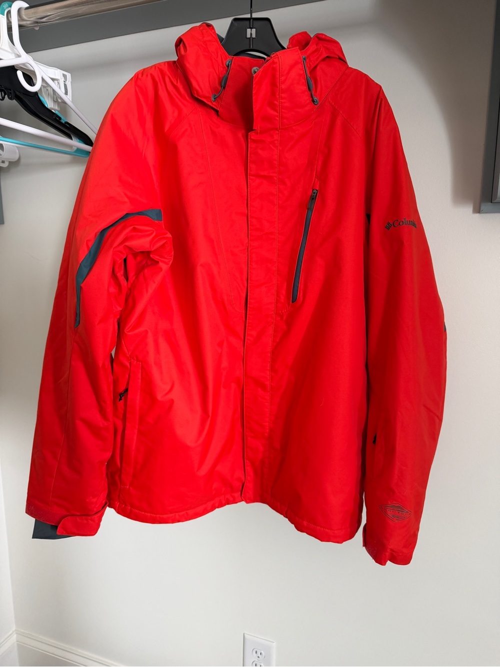 Columbia Red Men's Hooded Ski Jacket